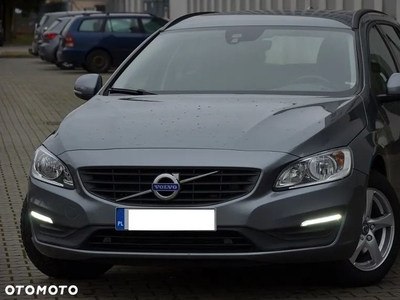 Volvo V60 D3 Drive-E Dynamic Edition (Momentum)