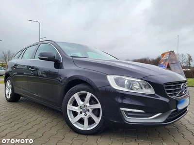 Volvo V60 D4 Geartronic Momentum