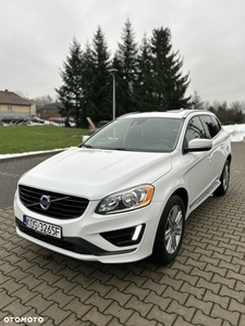 Volvo XC 60 T5 Drive-E R-Design Summum