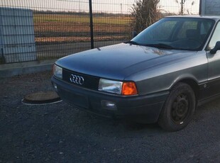 Audi 80