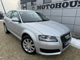 Audi A3 II (8P) 1,6 