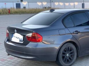 BMW E90