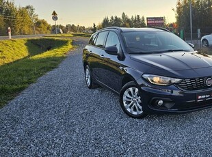 Fiat Tipo 2017 rok / Bogate wyposażenie/