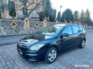 HYUNDAI i30 1,4 benzyna zadbany kombi