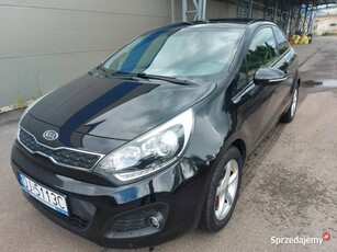 KIA RIO 2012r. 1,4 16V 109KM Przeb.99tys.km. Nawigacja Klimatronic Ledy