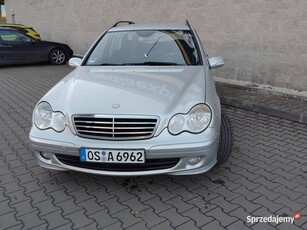 Mercedes Benz C180