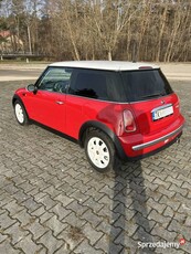 Mini Cooper r50 z klimą biały dach czarna podsufitka super stan