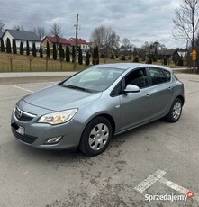 Opel astra J 1.4 benzyna 2012r