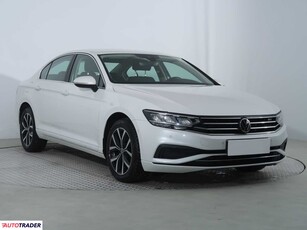 Volkswagen Passat 2.0 147 KM 2020r. (Piaseczno)