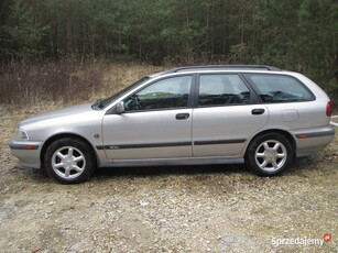 volvo v40 2.0 benzyna 140 KM