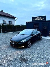 Volvo v40 2,0 diesel 2016r