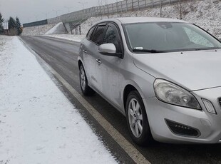 Volvo V60 1,6D Kinetic 115KM 2011r 193 500km NAVI zarej.