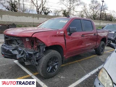 Chevrolet Silverado 5.0 benzyna 2020r. (COLTON)