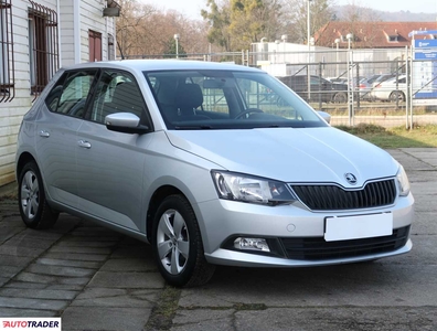 Skoda Fabia 1.2 88 KM 2015r. (Piaseczno)