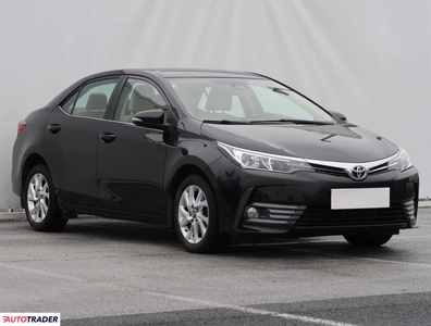 Toyota Corolla 1.6 130 KM 2017r. (Piaseczno)