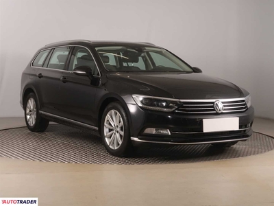 Volkswagen Passat 2.0 187 KM 2015r. (Piaseczno)