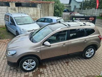 Nissan Qashqai+2 2.0 benzyna / 7 osób / Klimatronik/ Panorama / Hak / Tempomat