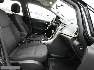 Opel Astra 1.4T 140 KM* Klimatyzacja* Manual* Hak*
