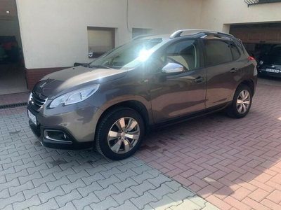 Peugeot 2008 Navi PDC bezwypadkowy serwis ASO