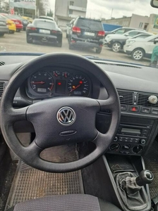 Volkswagen Golf 1.4 Benzyna 75 KM, klimatyzacja