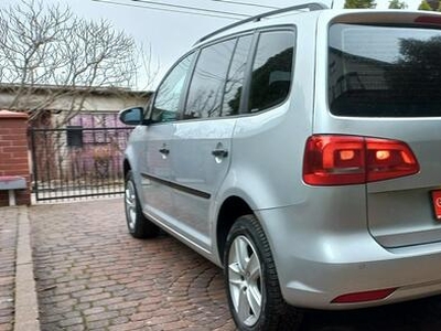 Volkswagen Touran DSG 1.6 TDI Serwisowany Dokumentacja Grzane fotele