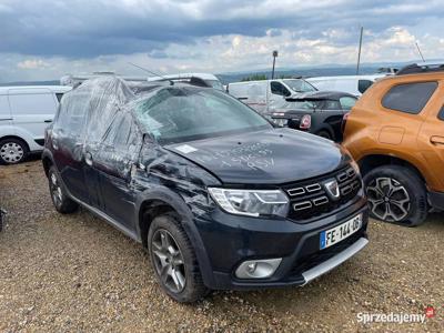 Dacia Sandero Stepway FE144