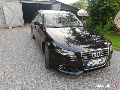 AUDI A4B8 2.0tdi 2011r 170KM