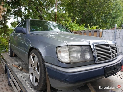 Mercedes 124 E 230 coupe