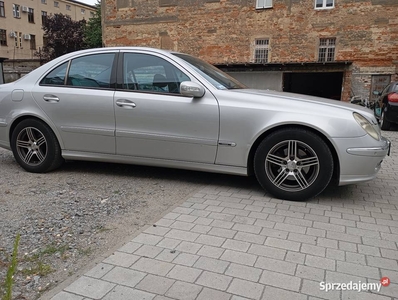 Mercedes Benz 2700 diesel