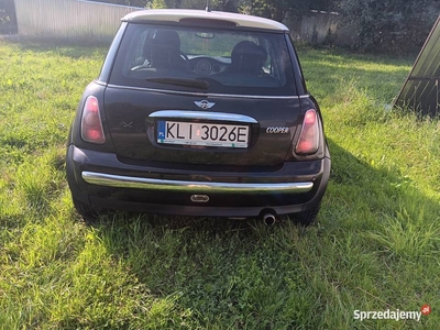 Minik cooper 2002r rezerwacja 12 jutro