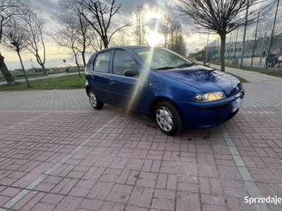 Sprzedam Fiat Punto za 700 zl