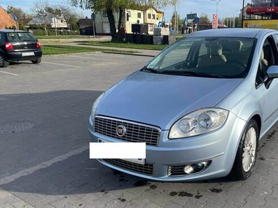 Sprzedam samochód marki Fiat Linea