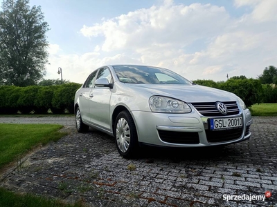 Volkswagen Jetta 1.6 benzyna