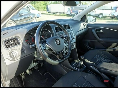 Volkswagen Polo 1.2TSi 90KM* Lounge * PDC* alu* navi