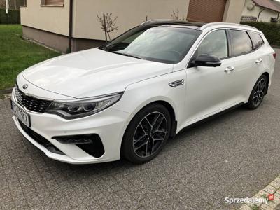 Kia Optima faktura VAT