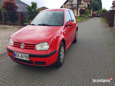 VW GOLF IV 1,6 benzyna z Niemiec