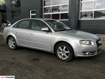 Audi A4 1.6 benzyna 102 KM 2005r. (Sanok)