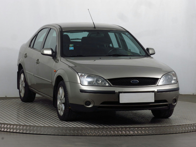 Ford Mondeo 2002 1.8 16V 225702km Hatchback