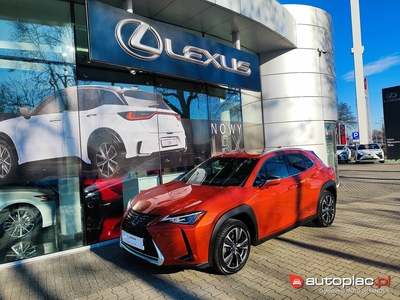 Lexus UX