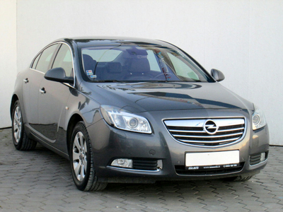 Opel Insignia 2009 2.0 CDTI 272402km Sedan