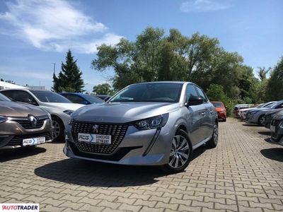 Peugeot 208 1.2 benzyna 75 KM 2023r. (Kraków, Nowy Targ)