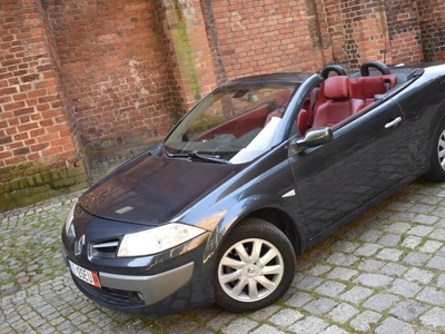 Renault Megane II Sedan 2.0 i 16V 135KM 2008