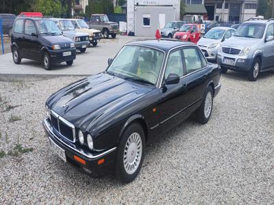 Jaguar XJ6