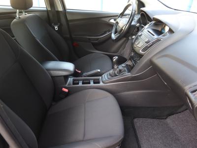 Ford Focus 2018 1.6 i 87411km ABS klimatyzacja manualna