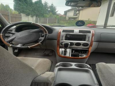 KIA Carnival 2004r