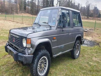 Mitsubishi Pajero I Standard 2.5 TD (L044G,L049G) 95KM 1989