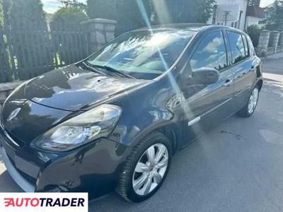 Renault Clio 1.5 diesel 88 KM 2011r. (turek)