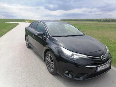 sprzedam toyote avensis sedan krajowa oferta prywatna