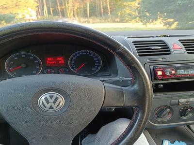 Volkswagen Golf V 1.6 Mpi