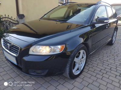 VOLVO V50 2,0D 136KM Bogate wyposażenie sprawne opłacone ekonomiczne